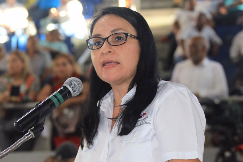 Anuncia en Colón proyectos para atención social sensitiva