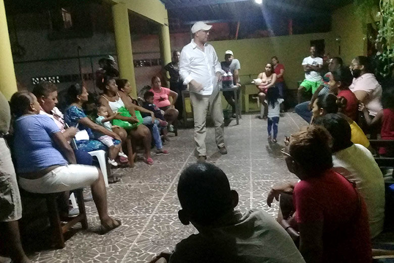Ellis afirma que con Roux, política del “dedo” se acabó en CD