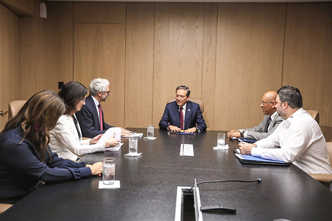 Presidente Cortizo se reúne con delegados de la OCDE