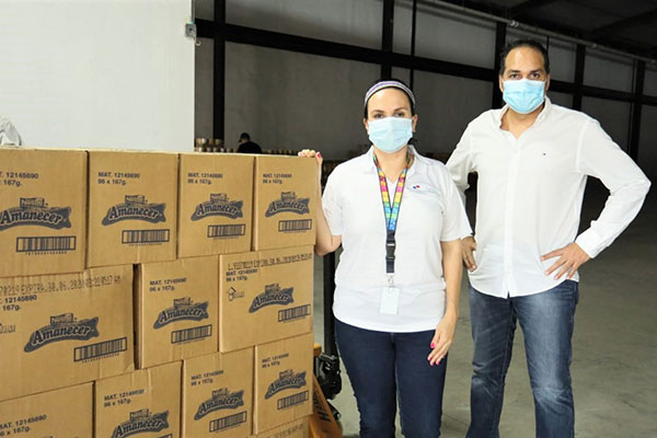 Nestlé dona productos alimenticios para Casas Hogares y Albergues