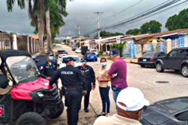 Autoridades suspenden ceremonia religiosa por incumplir normas sanitarias