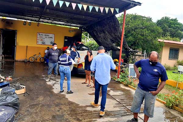 Atienden 8 casas afectadas por incendios en cinco distritos chiricanos