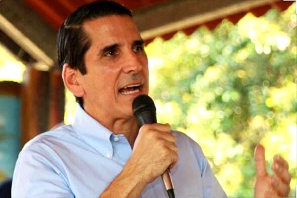 Roux afirma que “nadie de Cambio Democrático irá a esconderse al Parlacen”