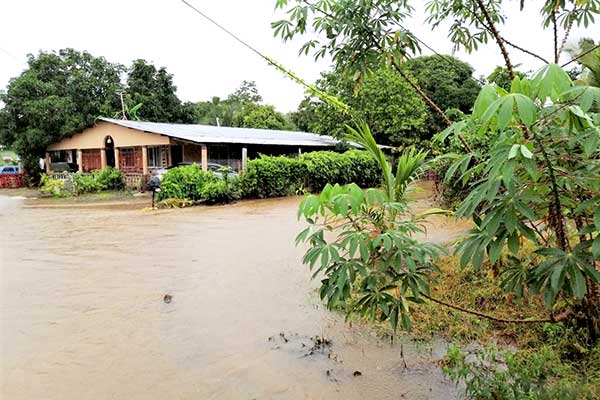 Reportan afectaciones corregimientos de Chepo por desborde de río Mamoní