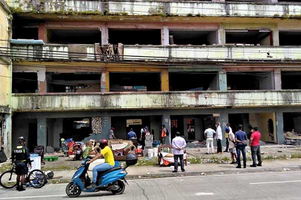 Miviot impide invasión en viejo inmueble Las Cuatro Potencias