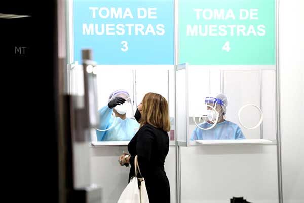 Panamá suspende ingreso de viajeros de Reino Unido y de República de Sudáfrica