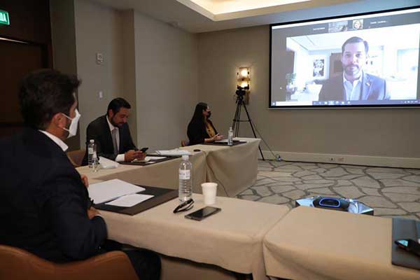 Panamá y Ecuador impulsan hoja de ruta comercial