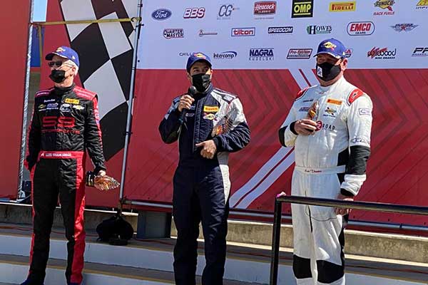 Piloto panameño “Meteoro” Terán conquista Charlotte