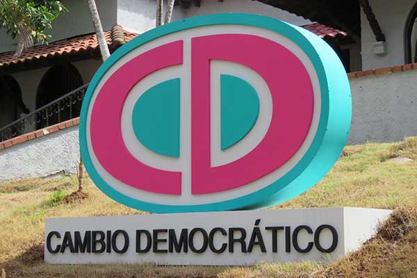 CD: gobierno y gremios deben buscar punto de consensos definitivos para poner fin a la crisis por el bien del país