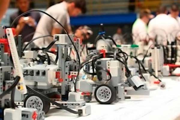 Gobierno publica Decreto Ejecutivo que impulsa educación Steam y la Robótica en Panamá