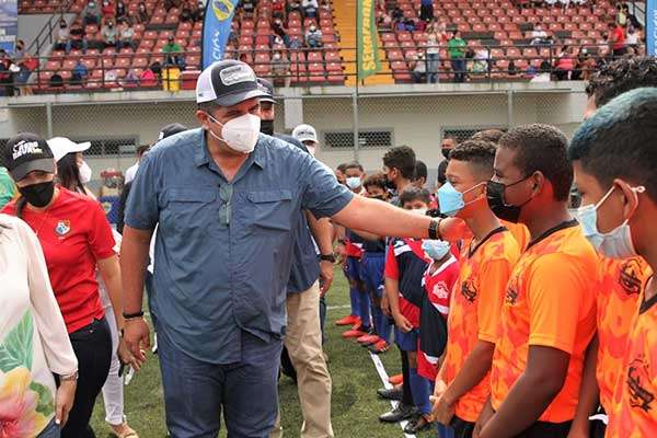 Inicia torneo de fútbol ‘Copa Las Estrellas de Panamá Oeste’