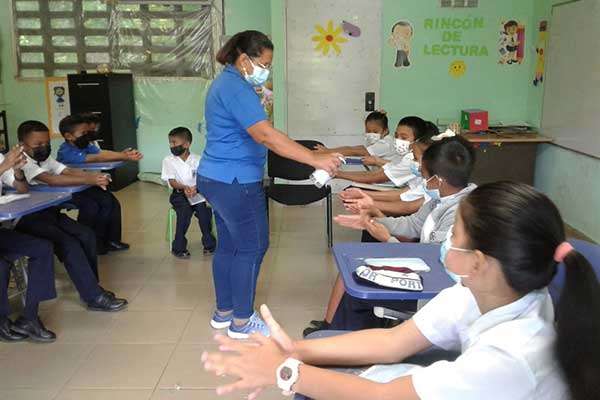 Reportan 3,876 nuevos casos de COVID y 3 muertos en 24 horas