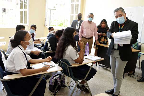 Anuncian reconstrucción y equipamiento de biblioteca Eusebio A. Morales
