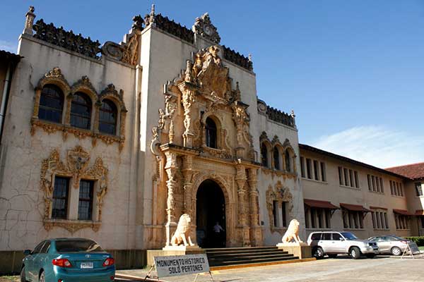 Avanza proyecto de reparación y remoción de techos y aleros de la ‘Normal’ de Santiago