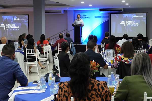 Banconal se reúne con el sector inmobiliario de Chiriquí y Bocas del Toro
