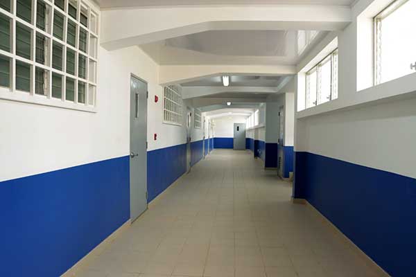 Continúa programa de construcción y remodelación de aulas en todo el país
