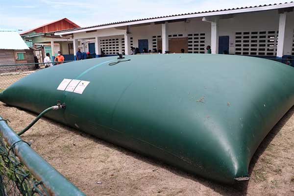 Cosecha de agua impacta con resultados positivos en escuelas y comunidad de comarcas