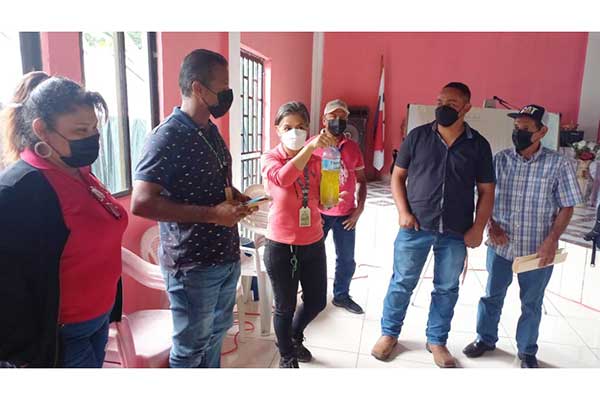 Técnicos del MIDA capacitan a productores chiricanos