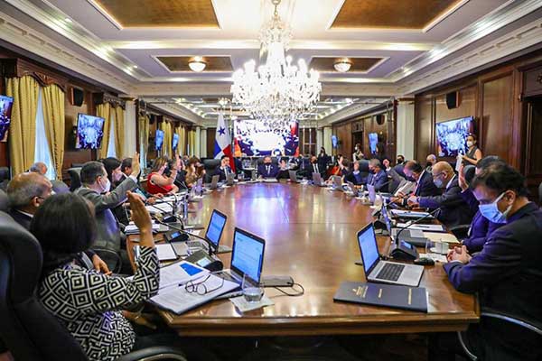 Consejo de Gabinete aprueba medidas de austeridad para “controlar el gasto público”