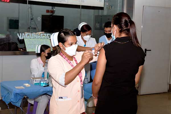 Más de 1.5 millón de dosis de vacuna contra la influenza se aplicaron en el país en el 2022
