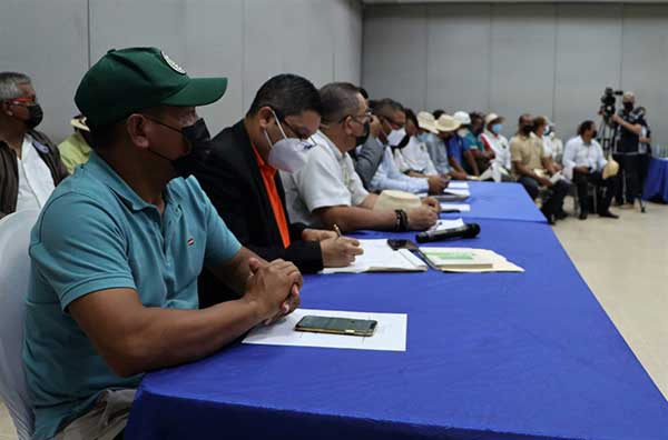 Gobierno llama a representantes de Anadepo regresar al diálogo, mesa se mantiene