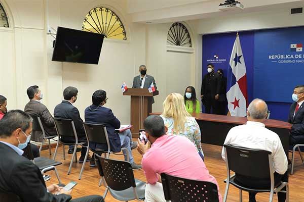 MINSA recibe terreno para nuevo centro de salud de Cativá