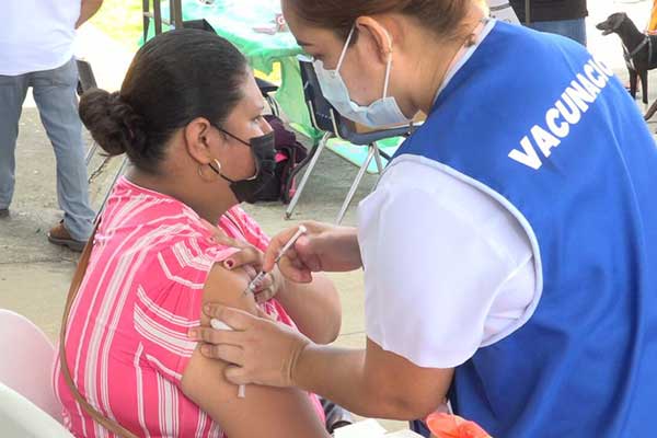 Panamá: se han aplicado en el país 928 mil 658 dosis contra la influenza