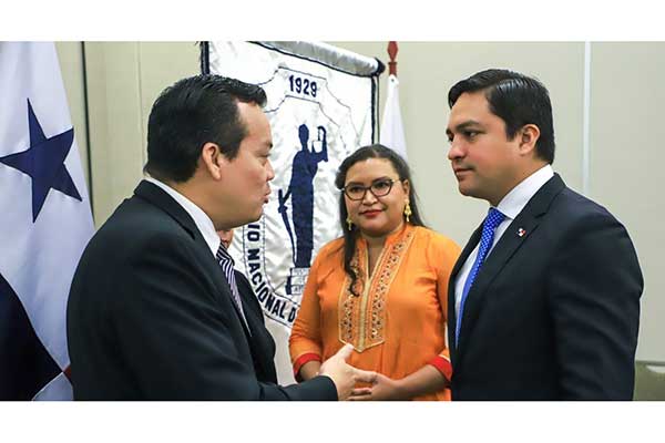 Almengor destaca grado de inversión de Panamá y su perfil de riesgo en Congreso Internacional de Abogacía