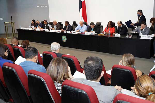 Avalan primer bloque del Proyecto de Ley 841 en Comisión de Trabajo