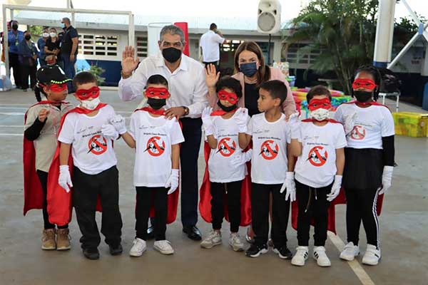 Conforman Brigada Caza Mosquito en centros educativos