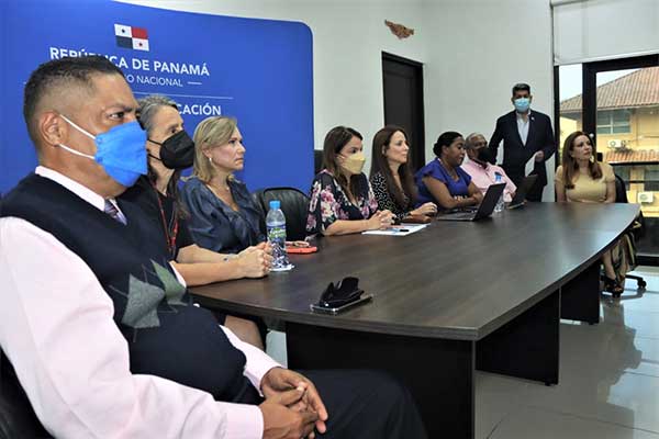 Copeme presenta informe sobre plan estratégico por una educación de calidad en Panamá