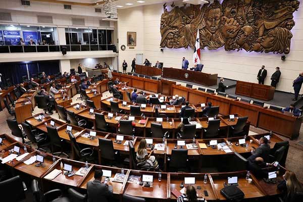Diputados aprueban por insistencia en tercer debate pago de prima de antigüedad en el gobierno