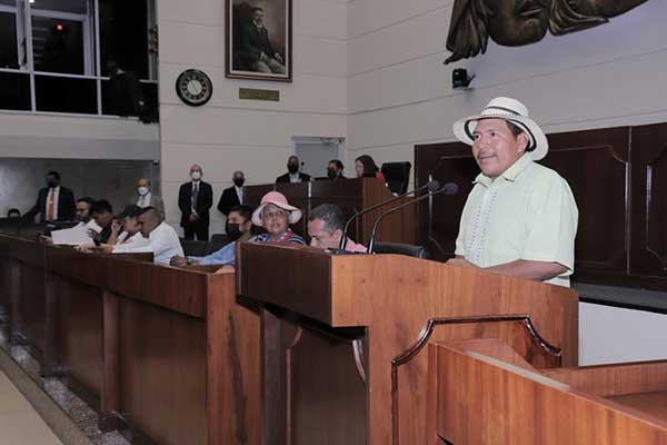 Dirigentes indígenas presentan al Parlamento panameño aspiraciones del movimiento originario