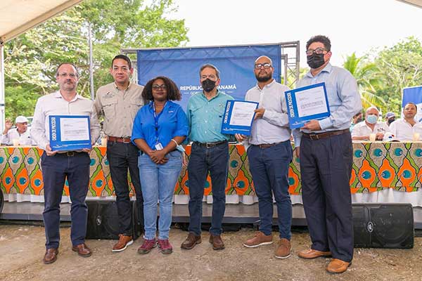 Gobierno entrega beneficios por B/2,202,980.00 en Portobelo