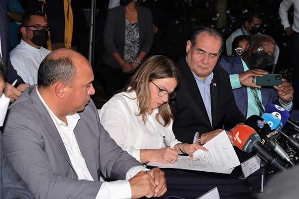 Reinician clases en Veraguas, tras concluir huelga