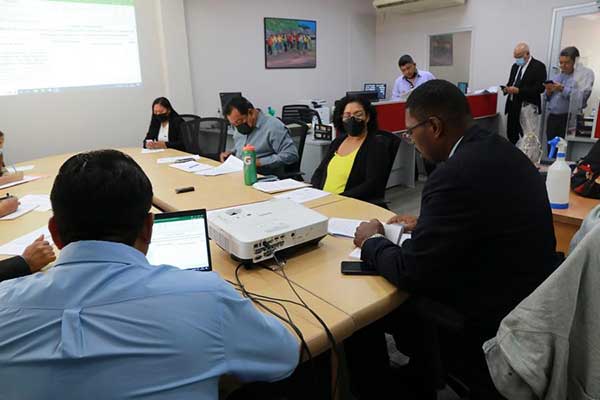Analizan iniciativa que busca establecer régimen especial de protección de tierras dentro de comarcas