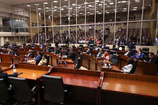 Asamblea Nacional cita al director de la CSS para ventilar situación del Programa de IVM