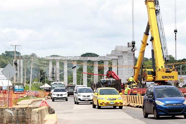 Diputados de la Comisión de Infraestructura inspeccionan trabajos de la Línea Tres del Metro de Panamá