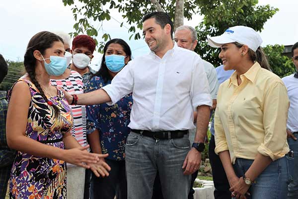 Gobierno entrega 7 soluciones habitaciones en Coclé