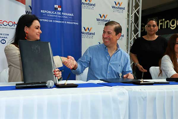 MICI y Asociación Panameña de Centros Comerciales suscriben Memorándum de Entendimiento