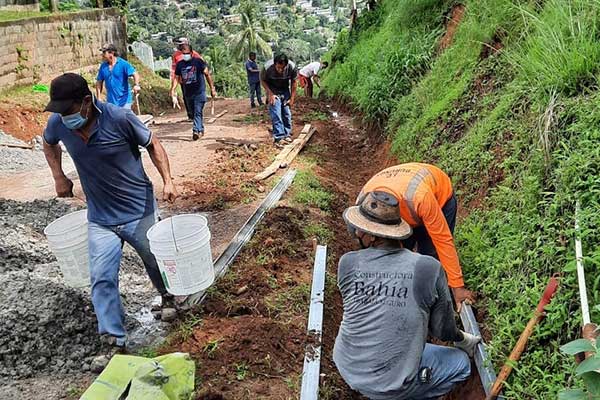 Más de 13,952 jornadas comunitarias han realizado beneficiarios de Vale Digital como servicio social