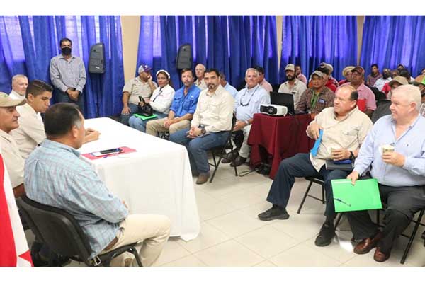 Productores panameños se capacitan con especialistas de la Universidad Cristiana de Texas