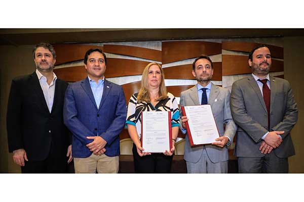 Suscriben acuerdo para atraer inversiones patrimoniales al país