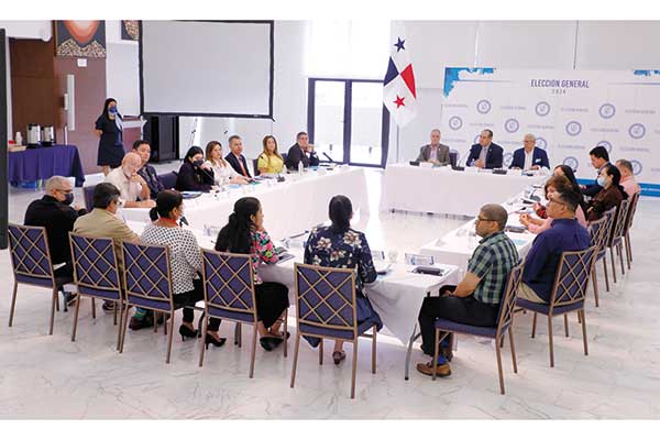 TE y MEDUCA inician ciclo de reuniones para los comicios 2024