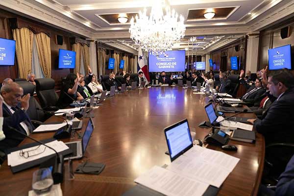 Autorizan a la AMP a suscribir adenda para construcción de puerto y patio de contenedores en Isla