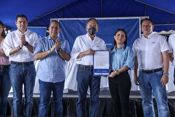 Gobierno entregan orden de proceder de proyecto habitacional en San Miguelito para personas de escasos recursos