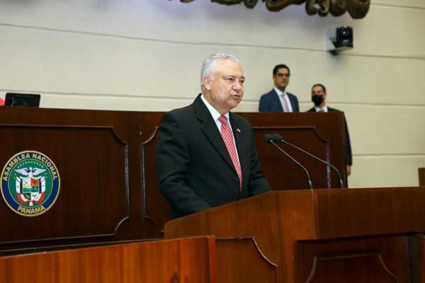 Gobierno presenta Adendas para una terminal y patio de contenedores en Isla Margarita