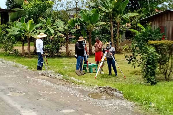 Avanza proceso de aprobación de planos en comunidades informales en 3 provincias