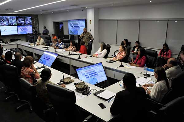 Ministerio de Educación anuncia programa CON Escuelas para el próximo año