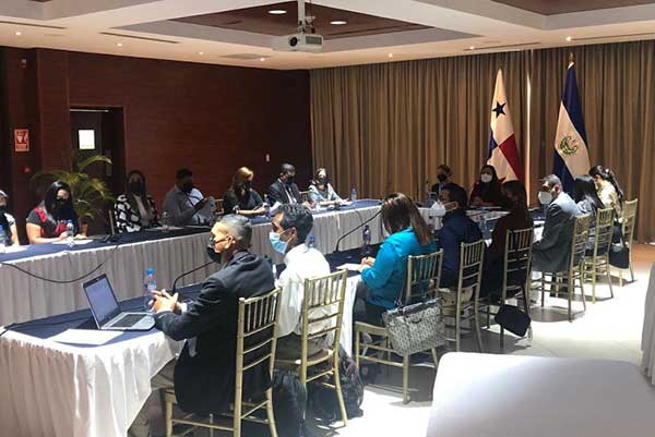 Dirección Comercial del IDAAN realiza intercambio de buenas prácticas con empresa ANDA del El Salvador